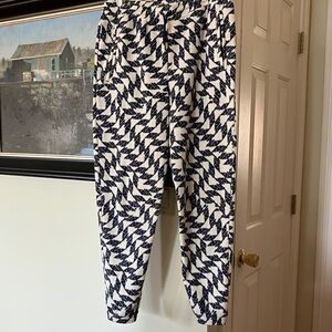 Patagonia Women’s Medium Slate Blue and Cream Geometric Joggers